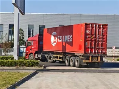 Kumpulan ZHEXUE Melengkapkan Penghantaran Global Dengan Pembungkusan Yang Dip...